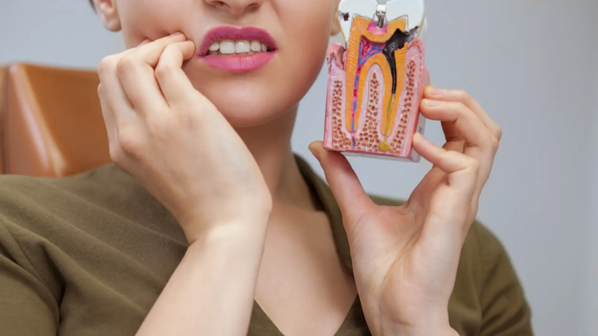 Uyutmayan Diş Ağrısı Nasıl Geçer? Evde Müdahale Yöntemleri